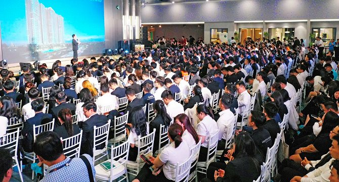 Giá căn hộ ở khu vực phía Nam tăng, mức giá từ 30-40 triệu đồng/m2 ngày càng hiếm- Ảnh 2.